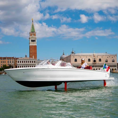 Candela c-7