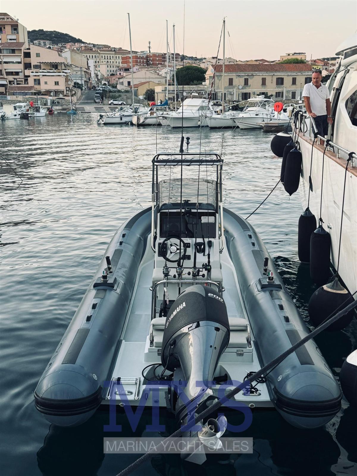 capelli Tempest 700 fishing