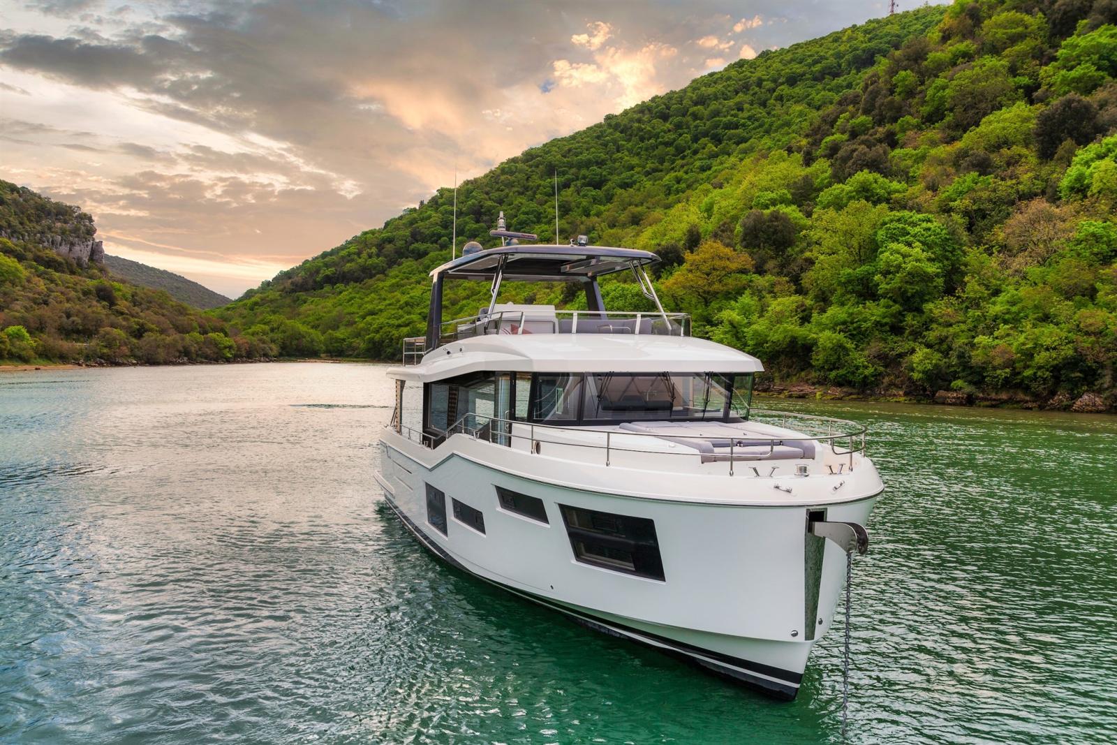 beneteau Grand trawler 63
