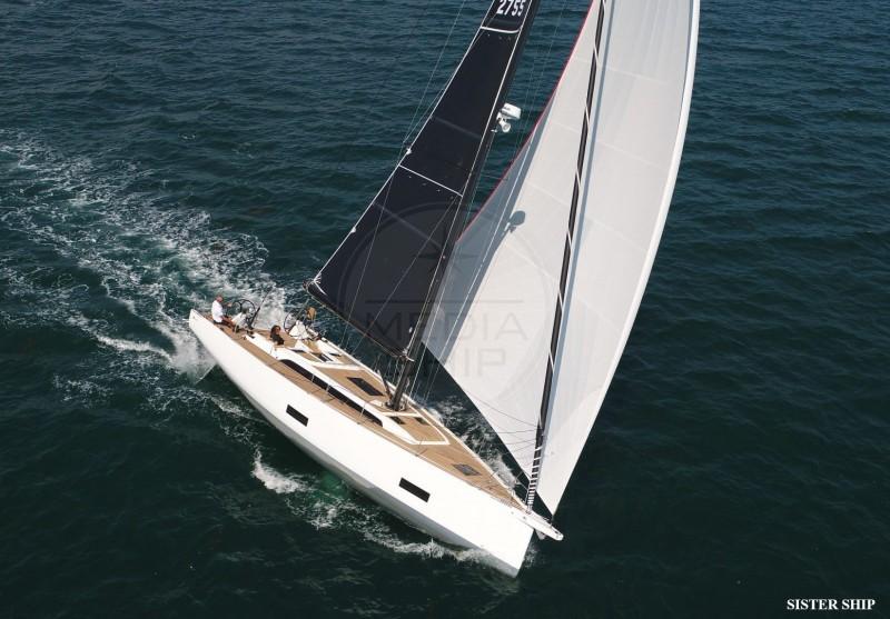 solaris yachts Solaris 44