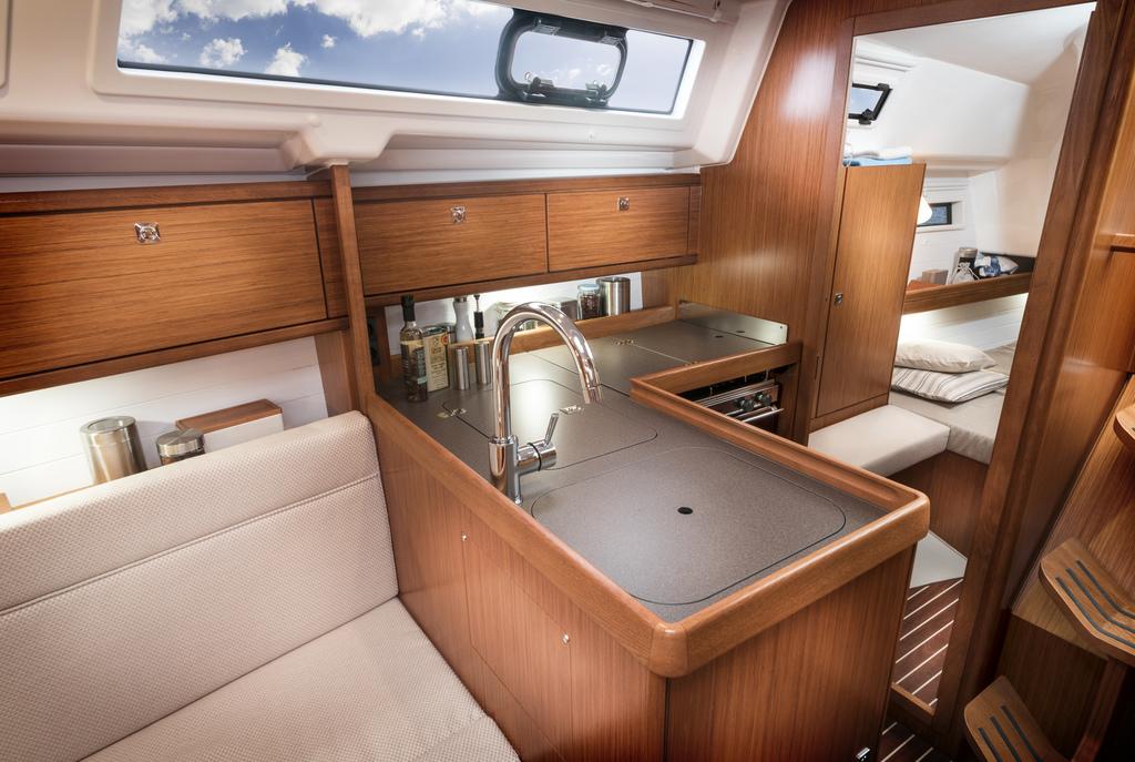 bavaria yachts 34 cruiser serie 45 ans neuf dispo de suite