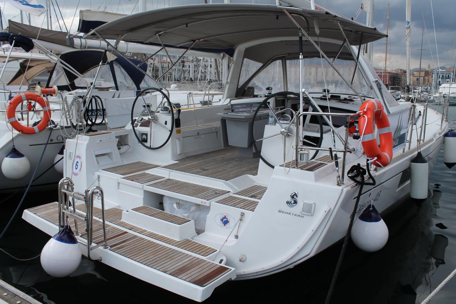 beneteau Oceanis 48