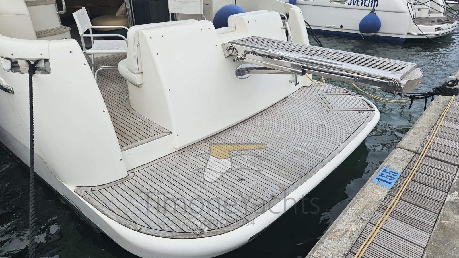 azimut 46