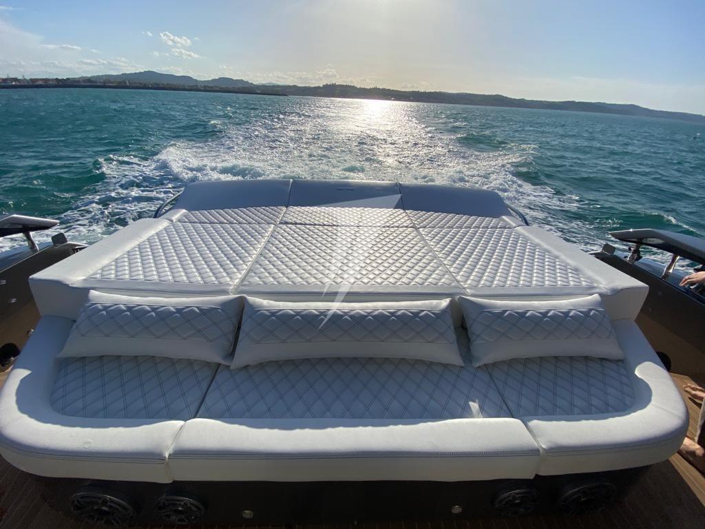 pershing 80
