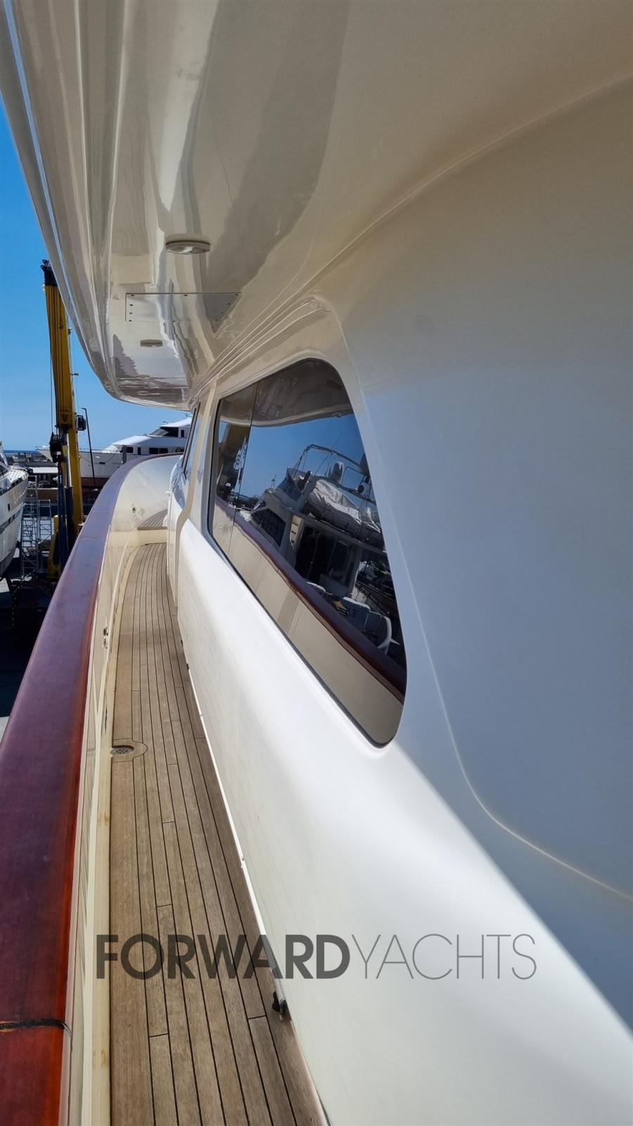 custom line Navetta 27