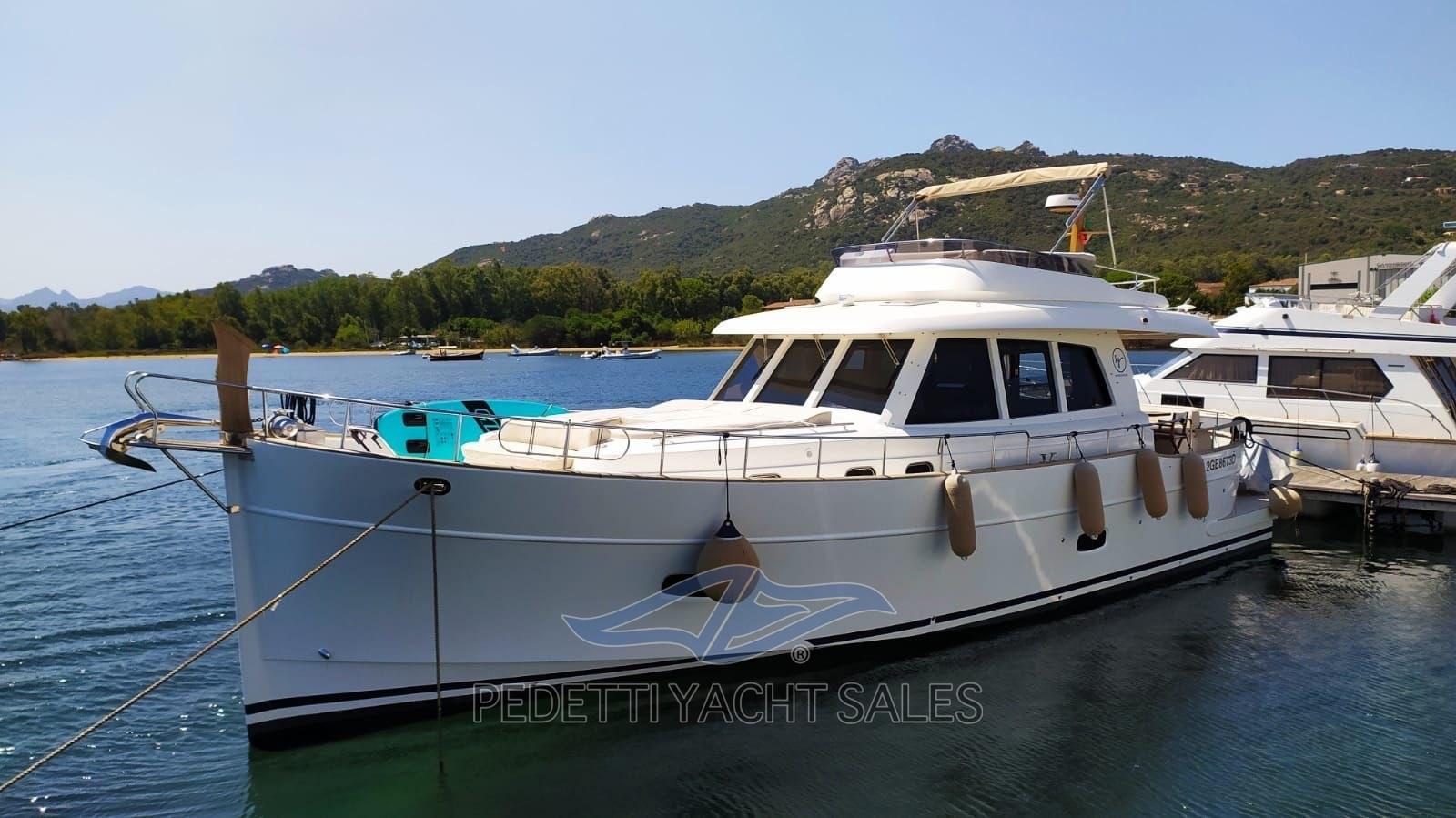 sasga yachts Menorquin 54 fly