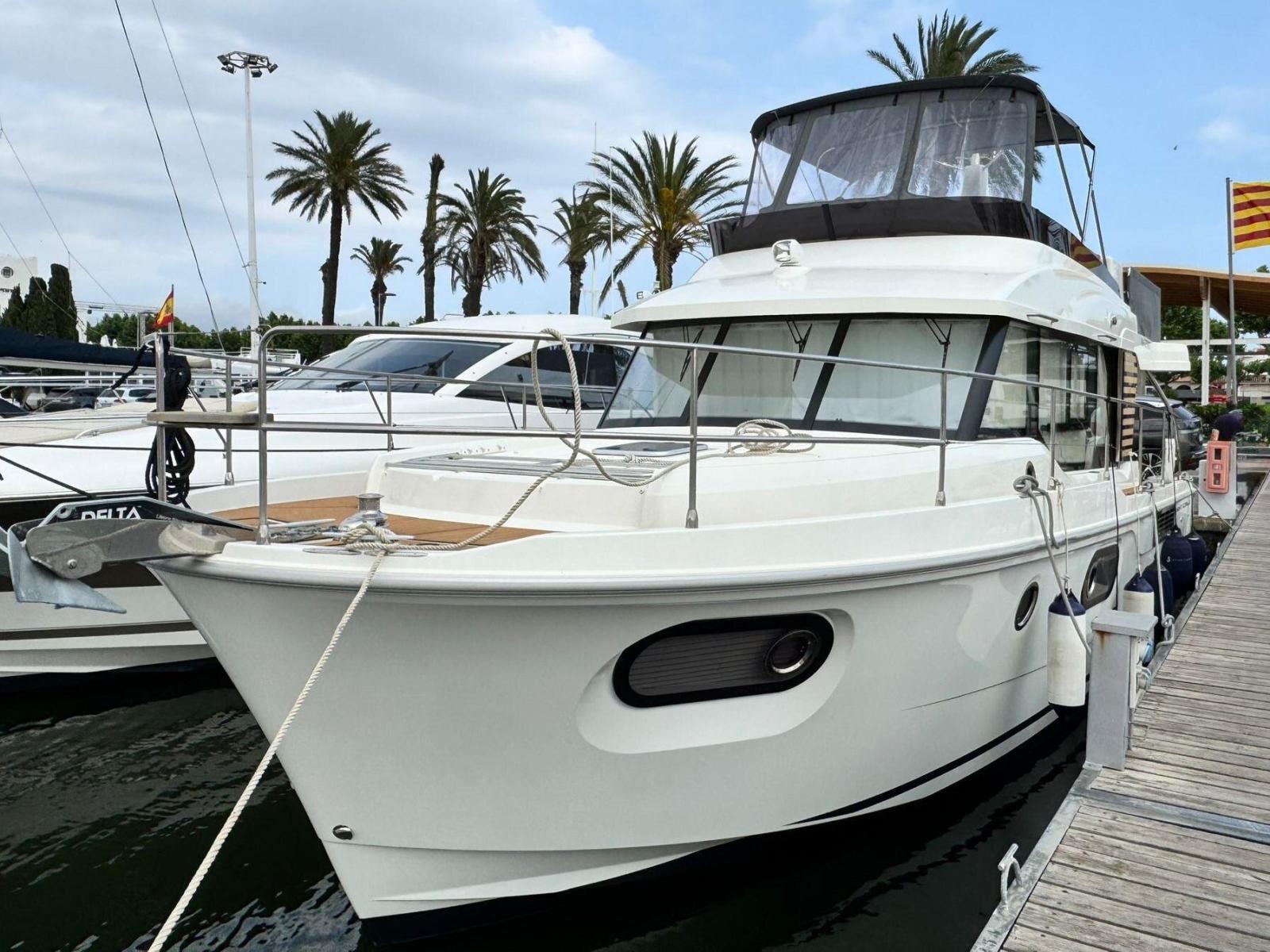 beneteau Swift trawler 41 fly