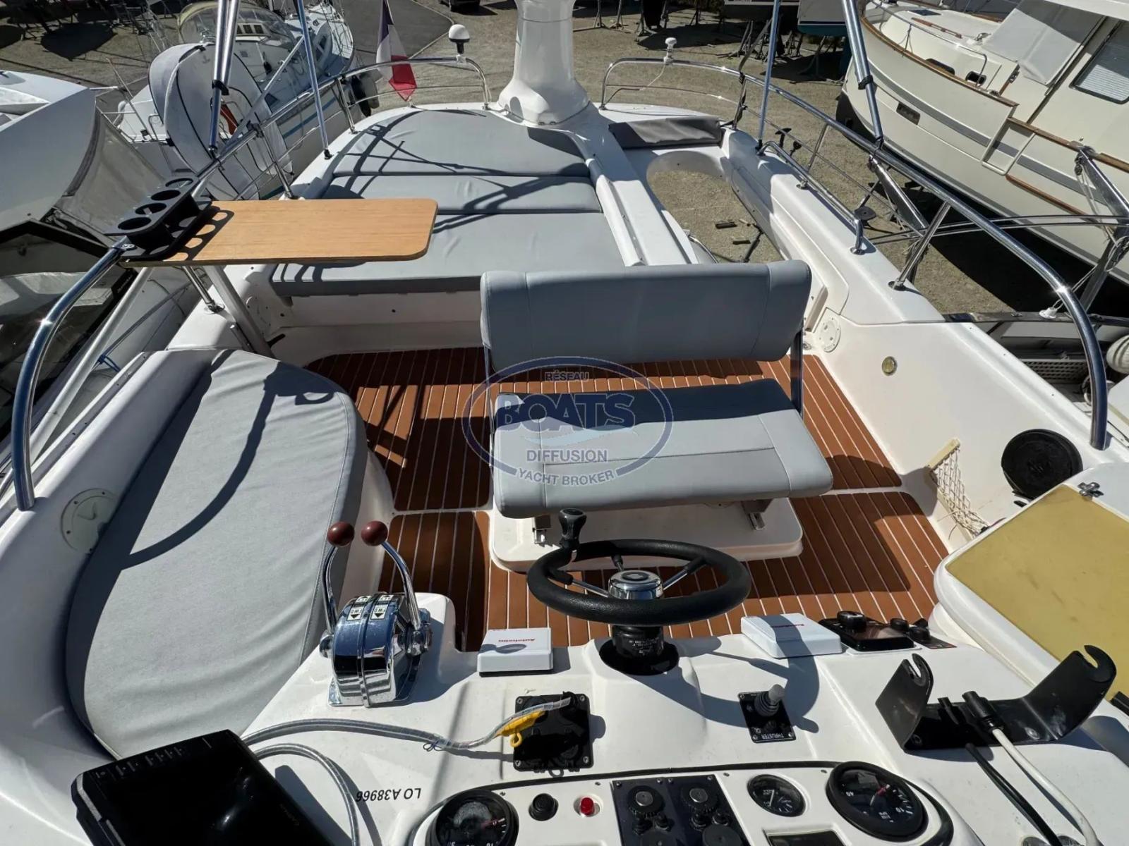 sealine 360 statesman