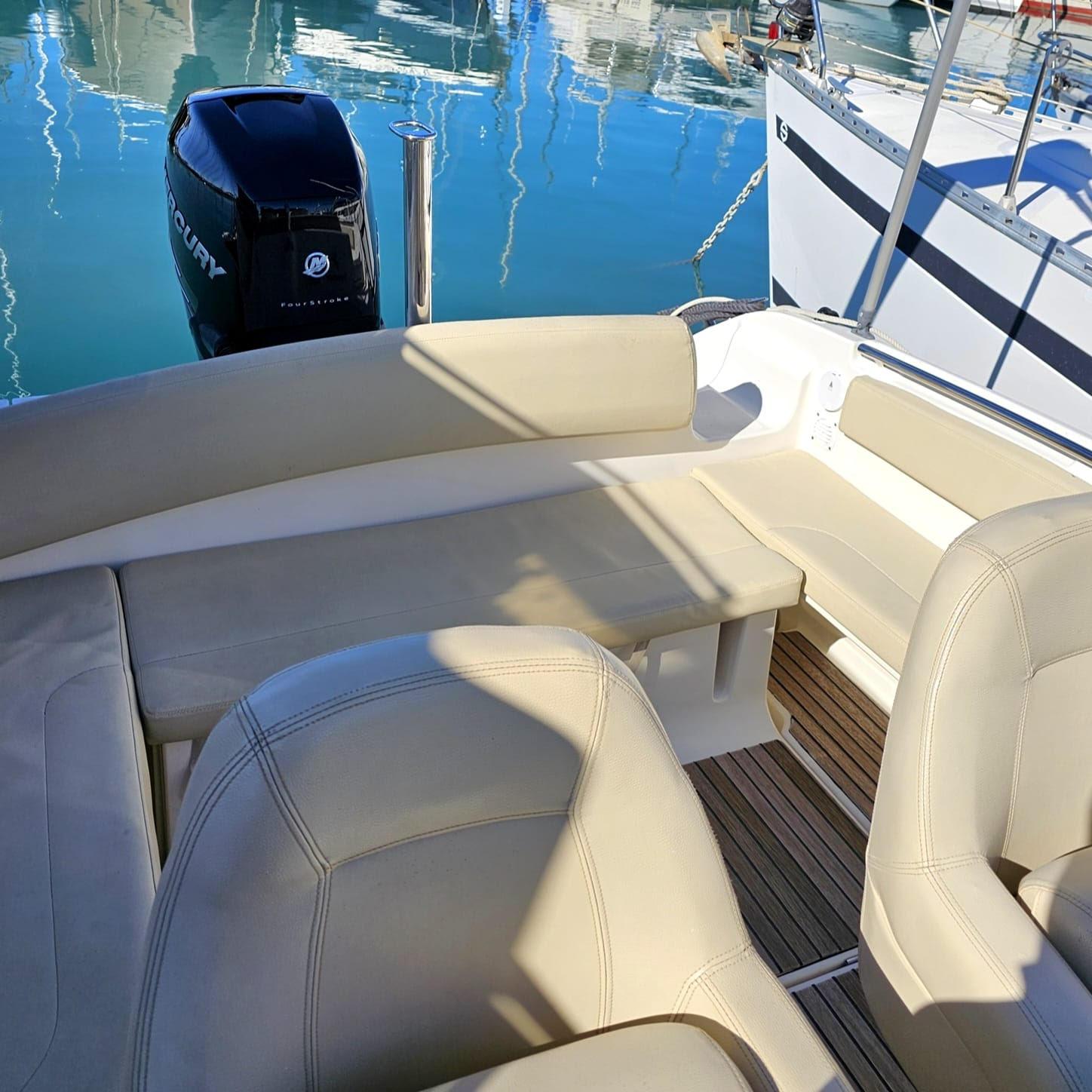 jeanneau Cap camarat 715