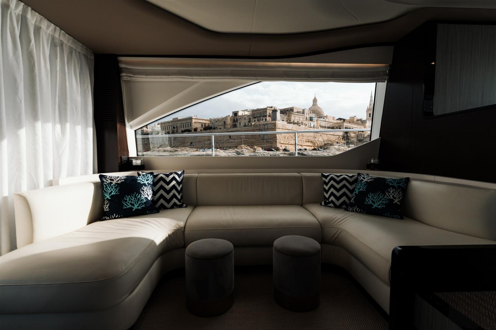 azimut 60 flybridge