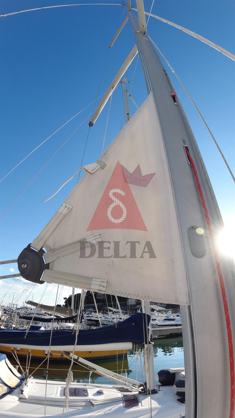 beneteau Oceanis 38