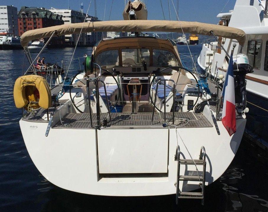 dufour 485