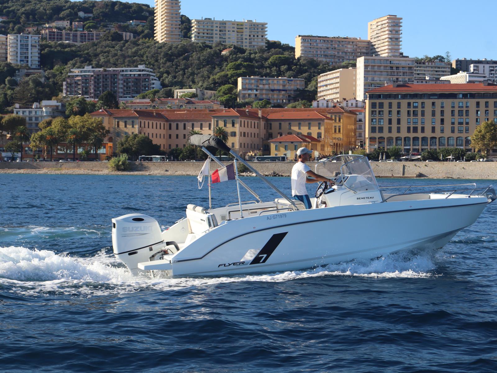 beneteau Flyer 7 spacedeck