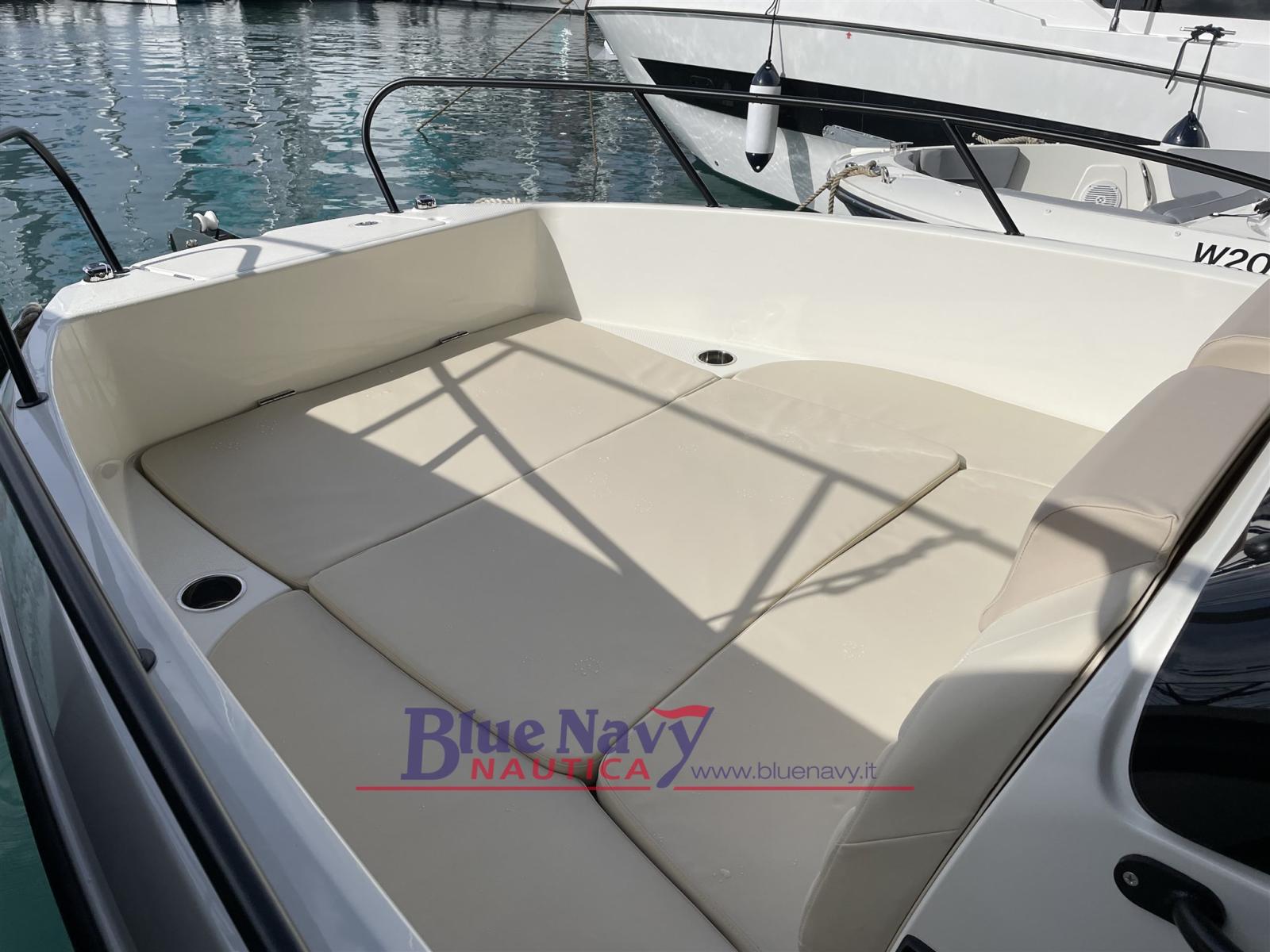quicksilver 705 open