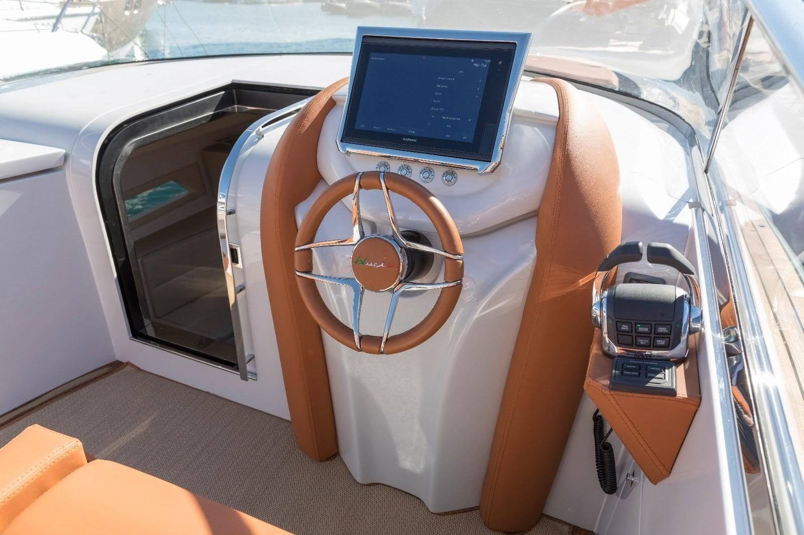 evo yachts T3