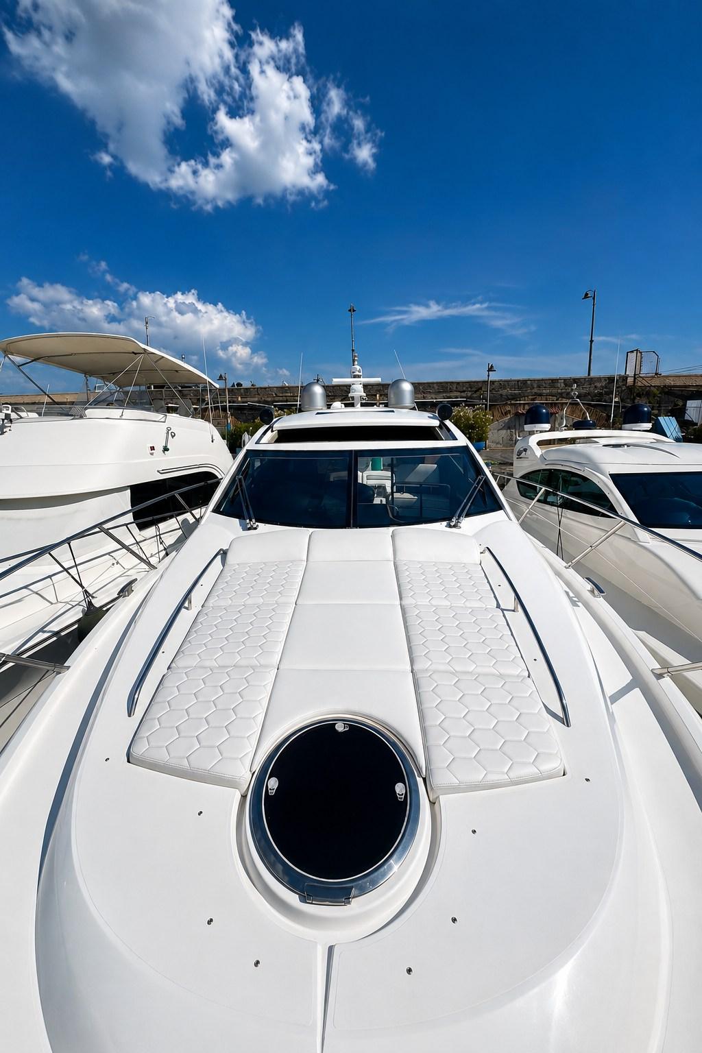sunseeker Predator 52