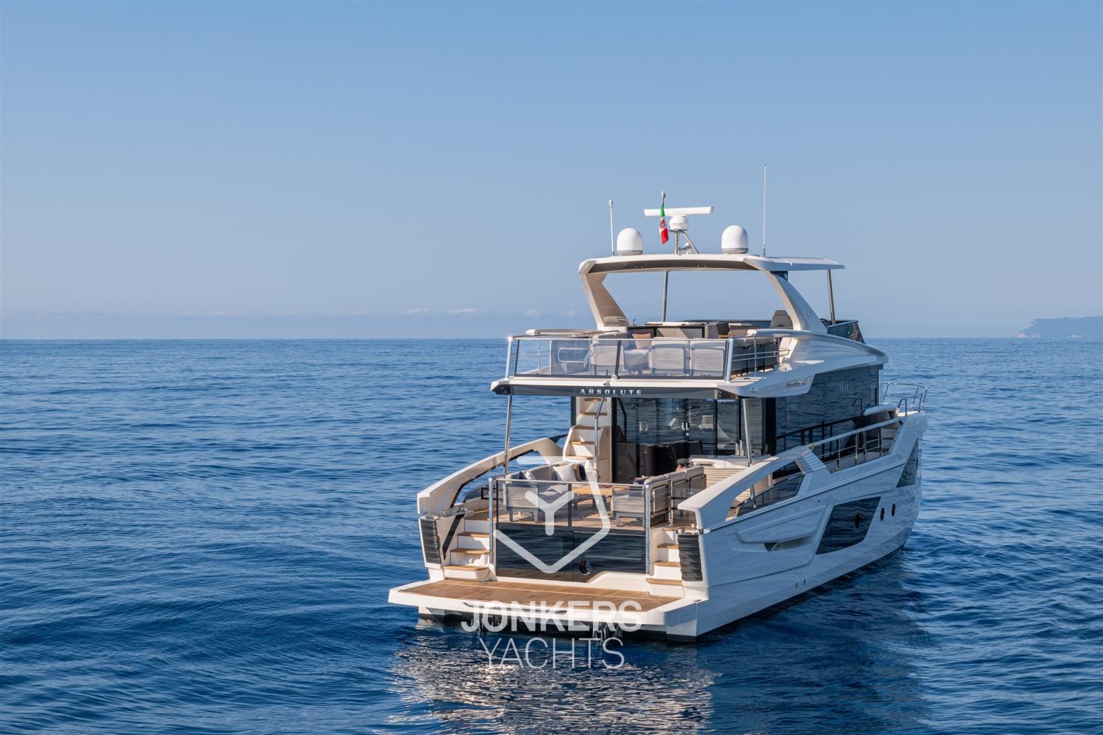 absolute Navetta 62