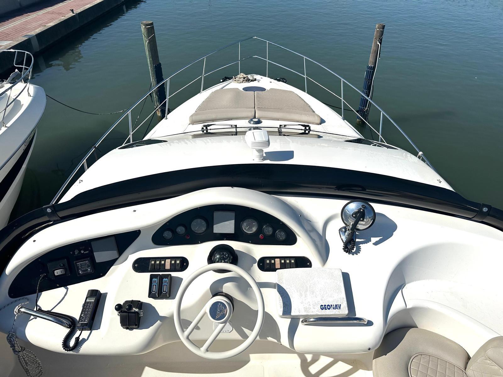 azimut 46