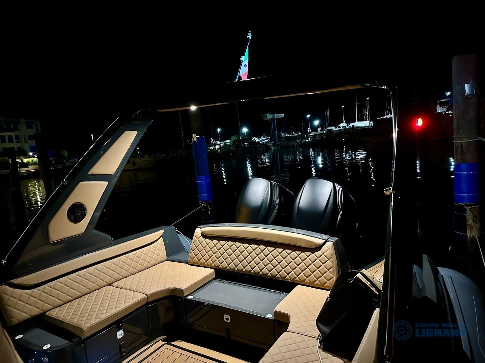 panamera yacht Py10.0 cabin