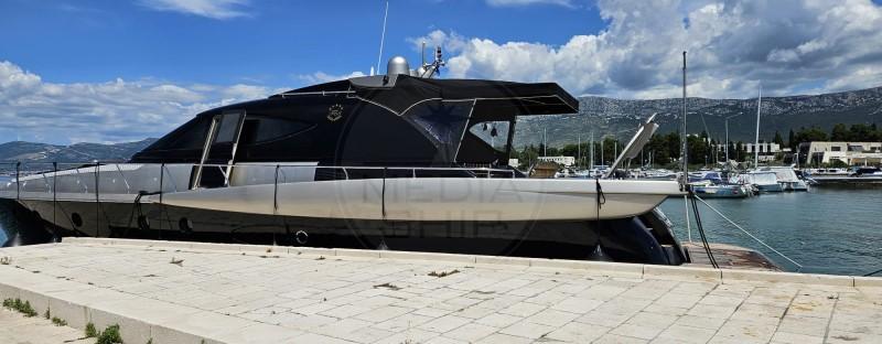 fiberglass Fashion 68