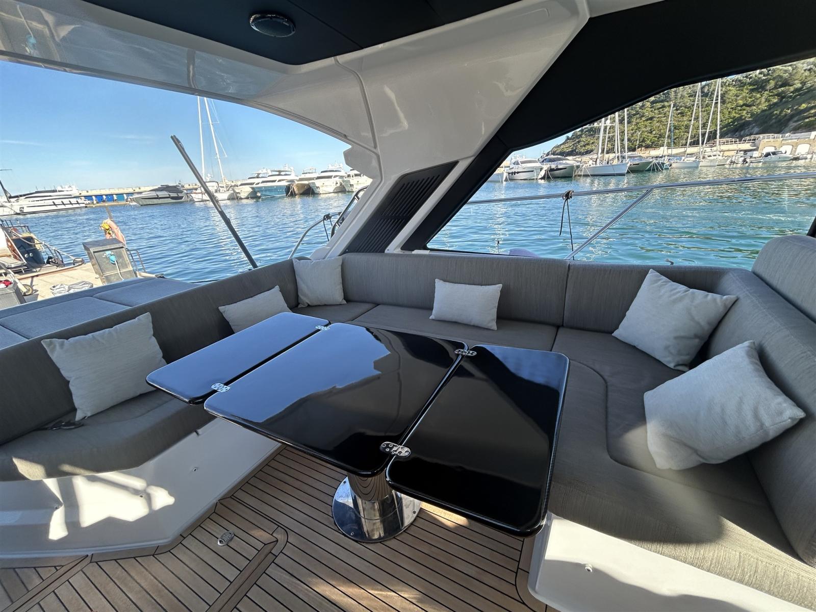 azimut Atlantis 51