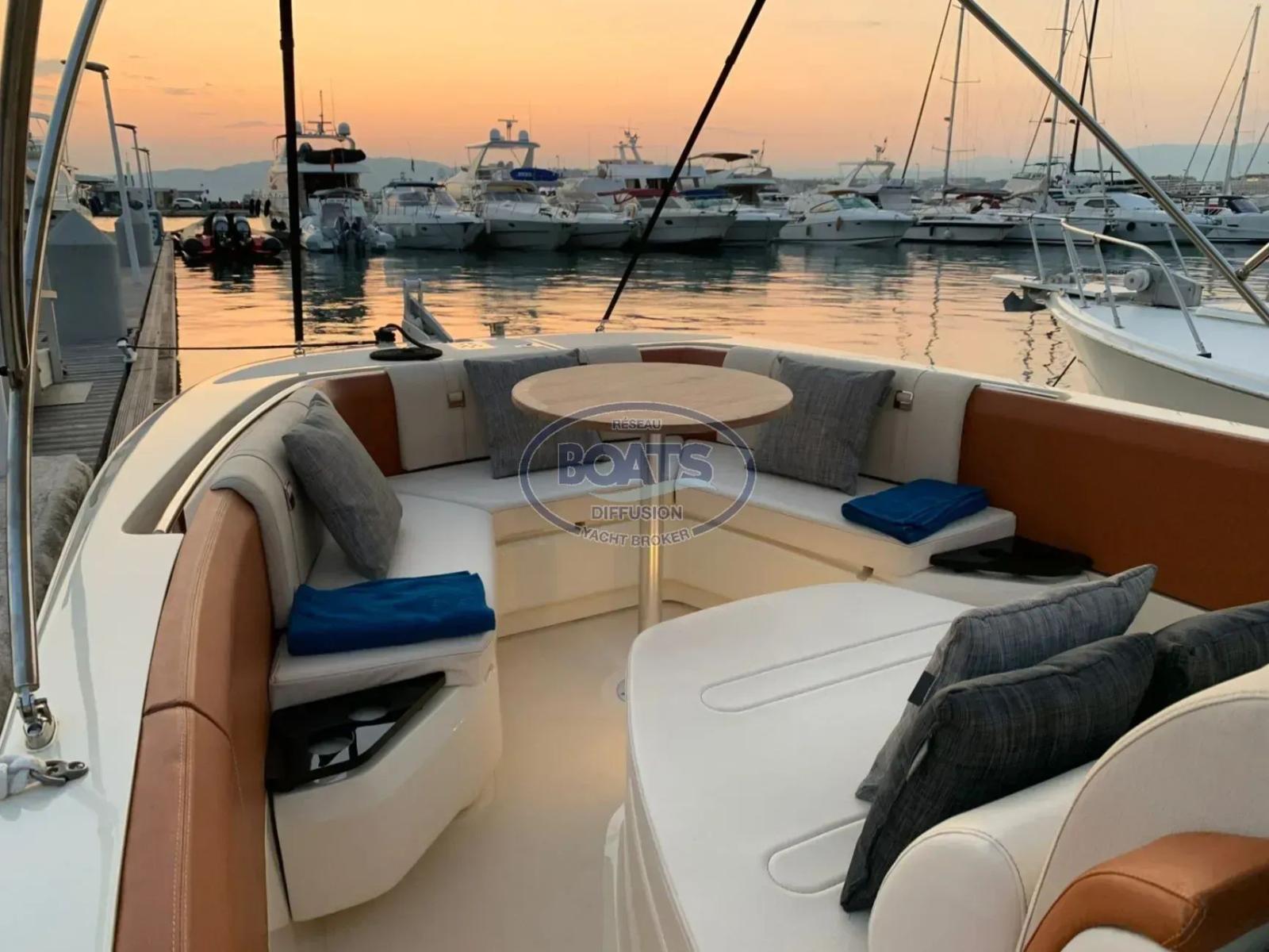 invictus 270 fx