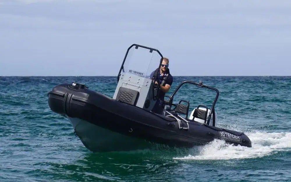 3d tender Nividic 550