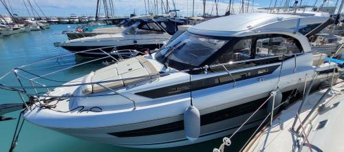 Jeanneau leader 33