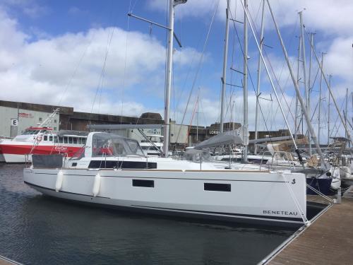 Beneteau oceanis 38.1