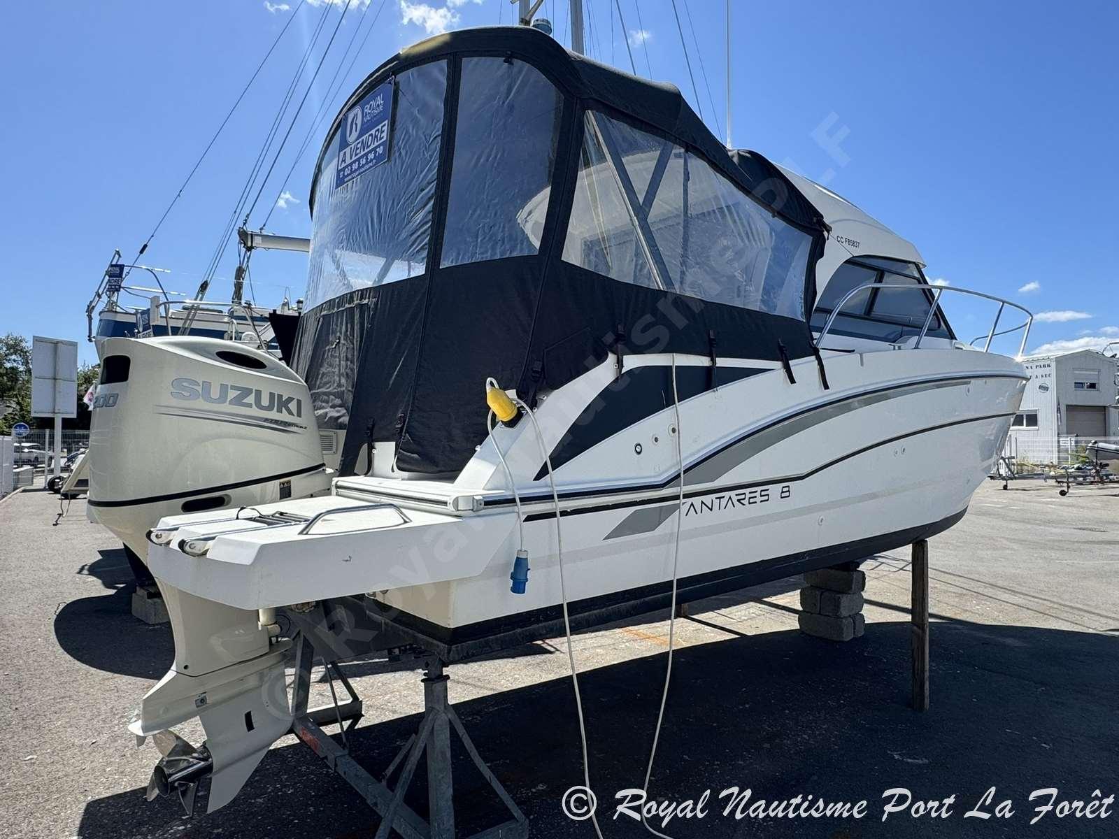 beneteau Antares 8 ob