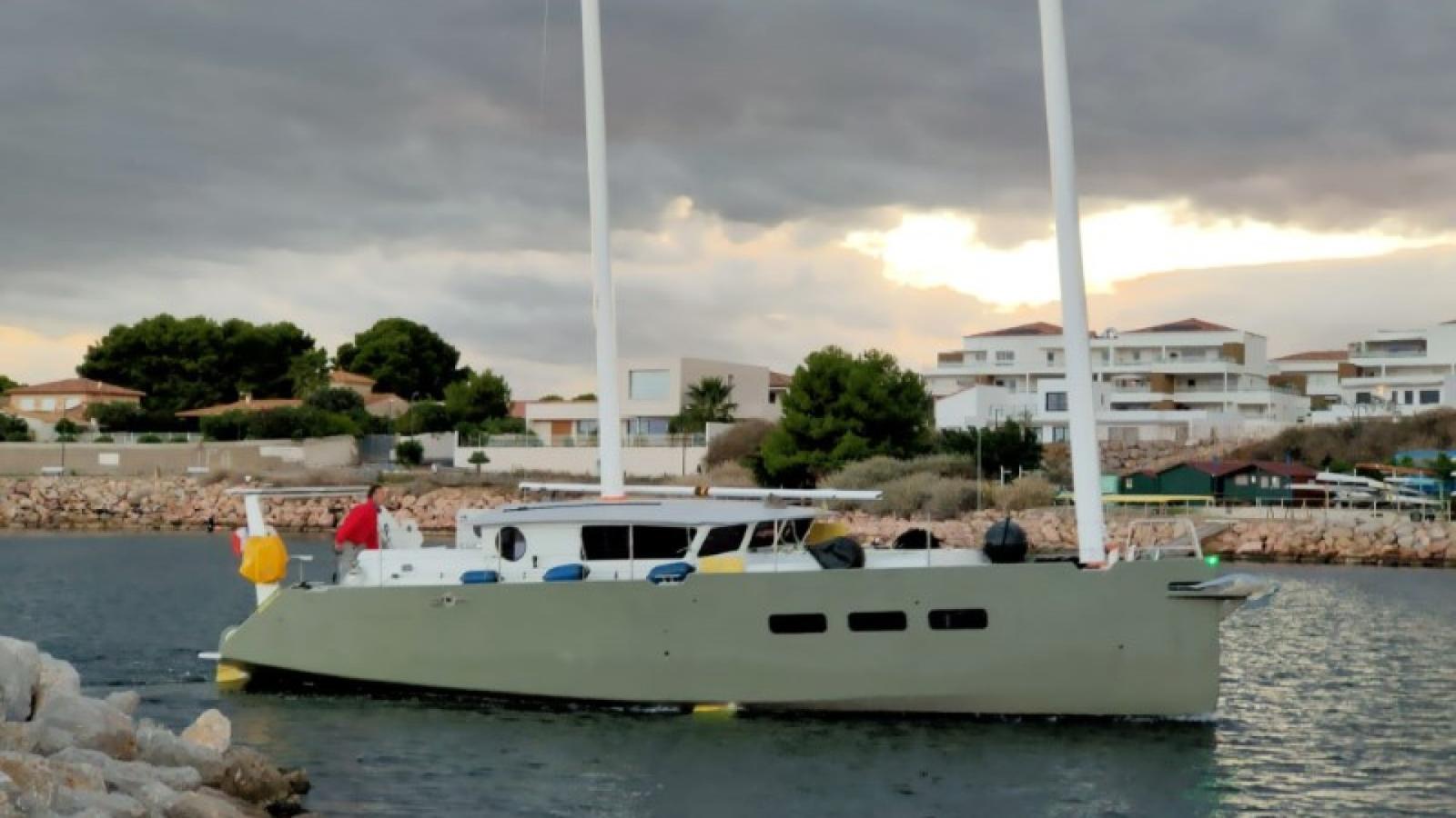 custom voilier de voyage Deriveur bambou 40 tdm