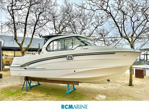 Beneteau antares 8 ob v2 fish