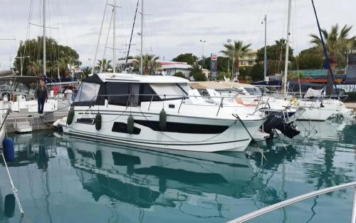 Jeanneau merry fisher 1095