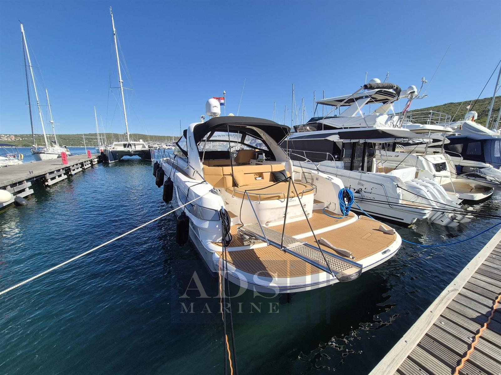 bavaria yachts Sport 43