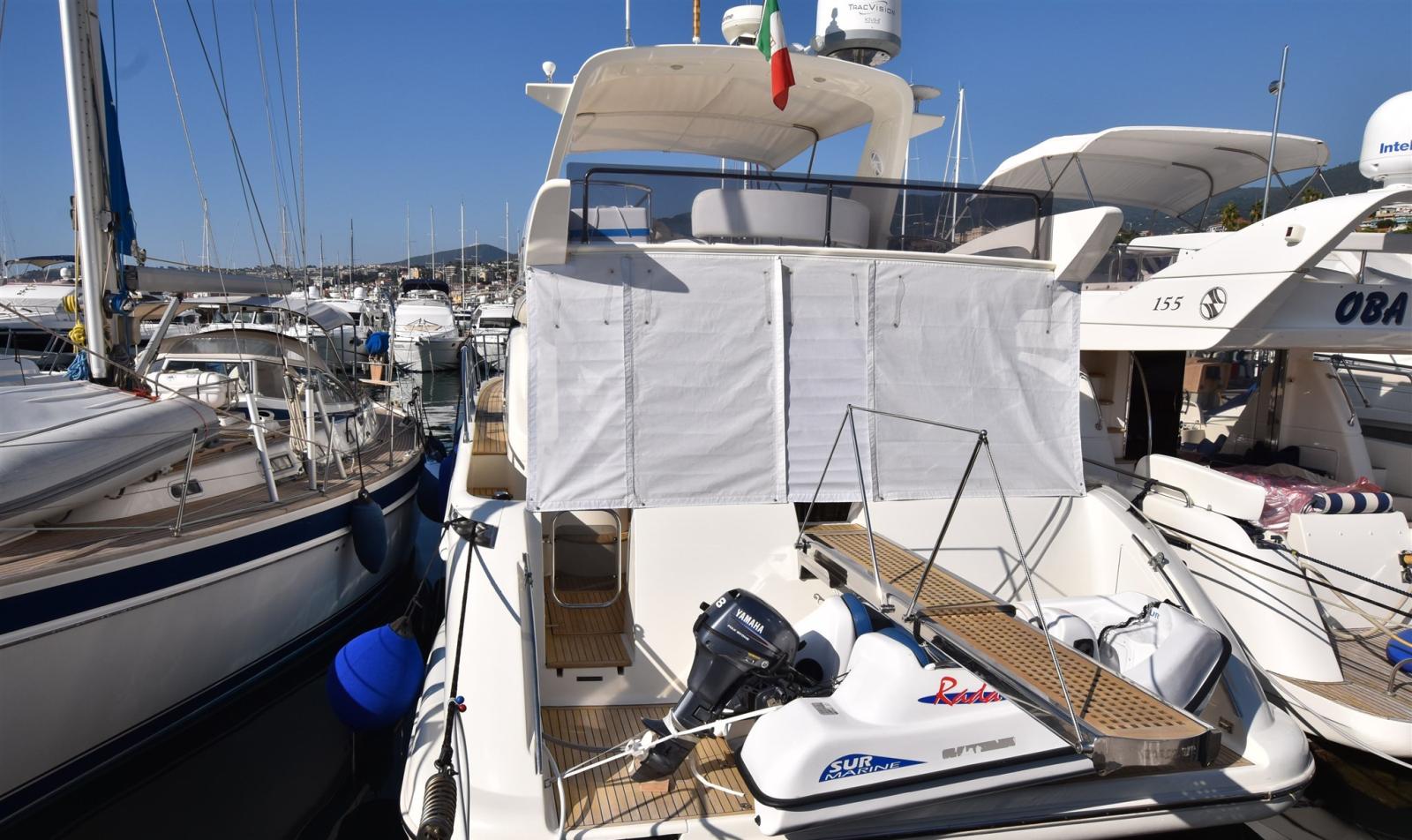 azimut 50 flybridge