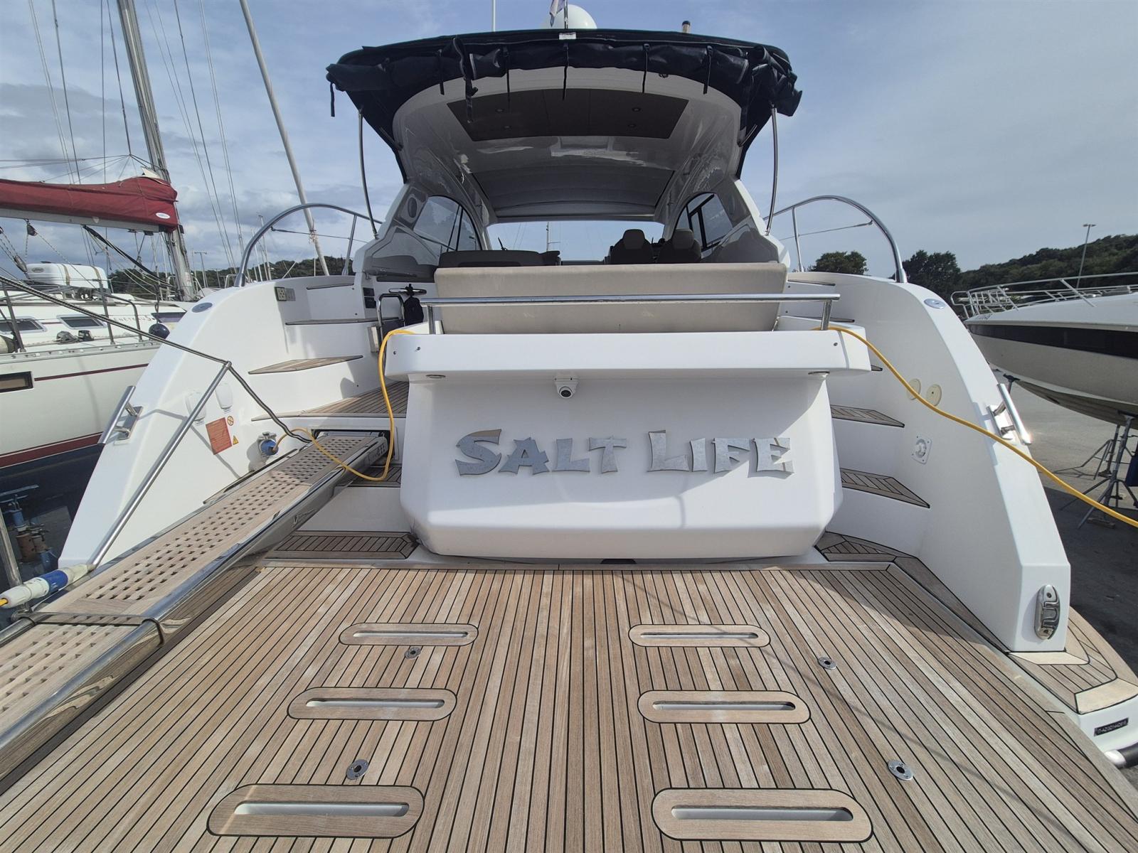 azimut Atlantis 43