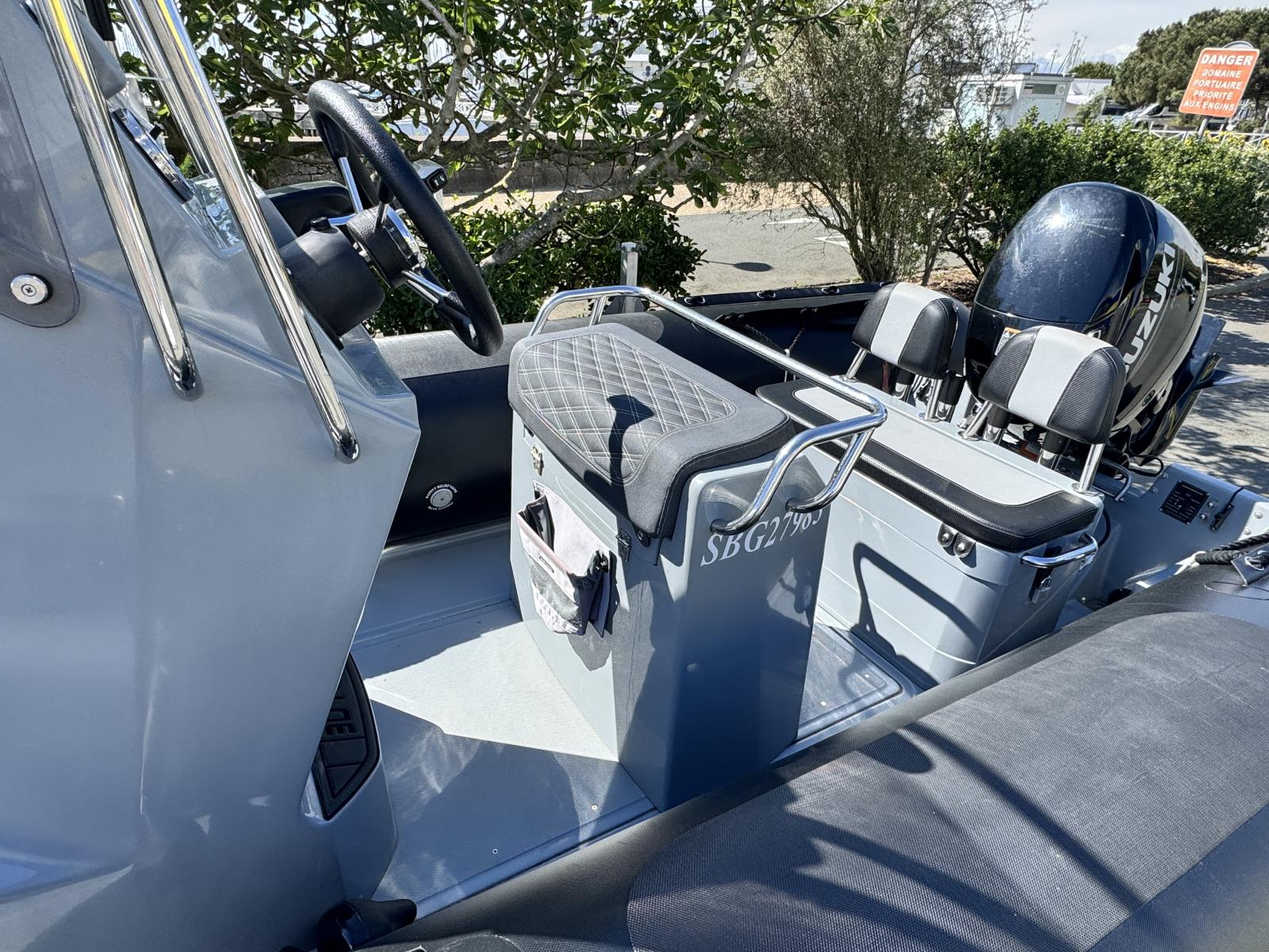3d tender Patrol 550