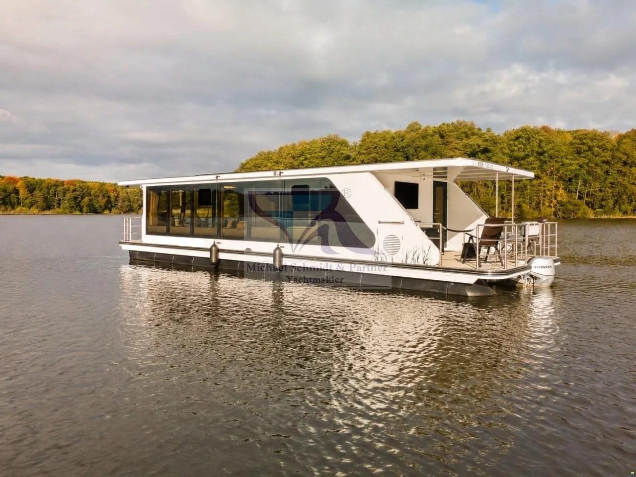 desidus Hausboot/hausyacht lake suite