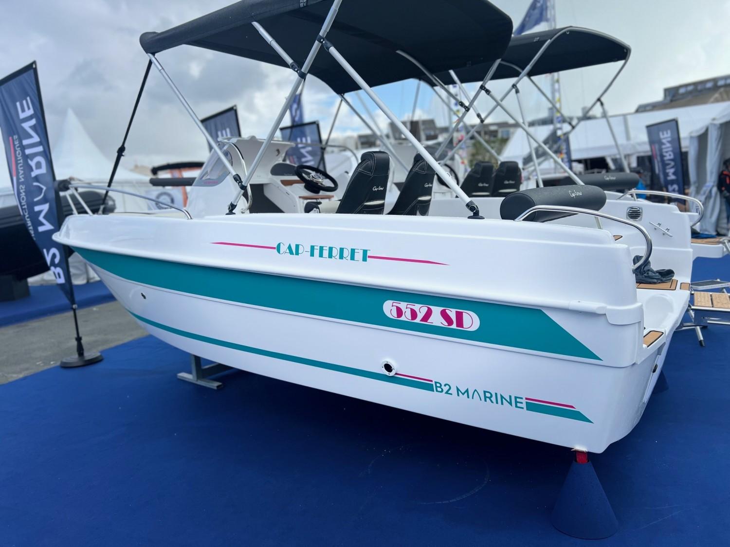 b2 marine Cap ferret 552 sun deck