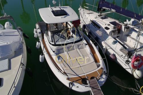 Jeanneau cap camarat 9.0