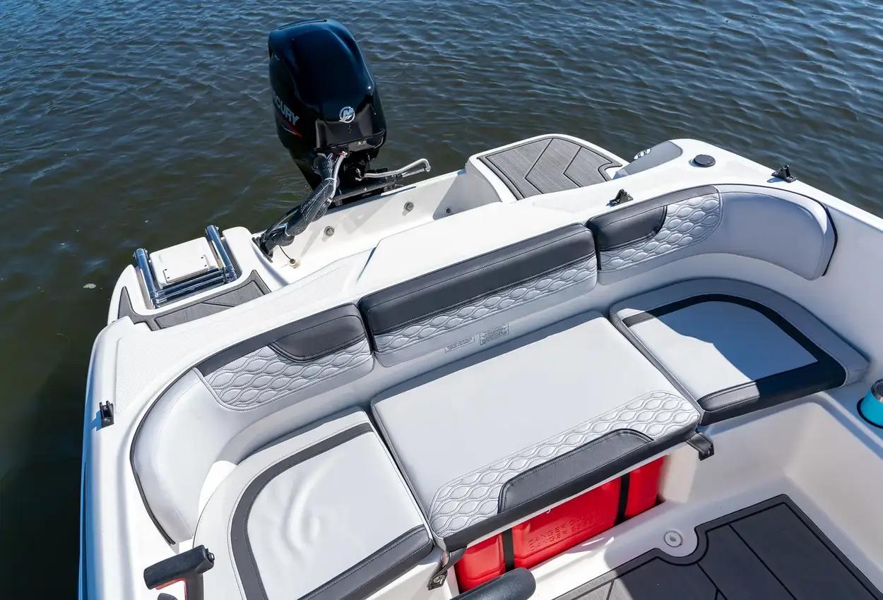 bayliner M 15