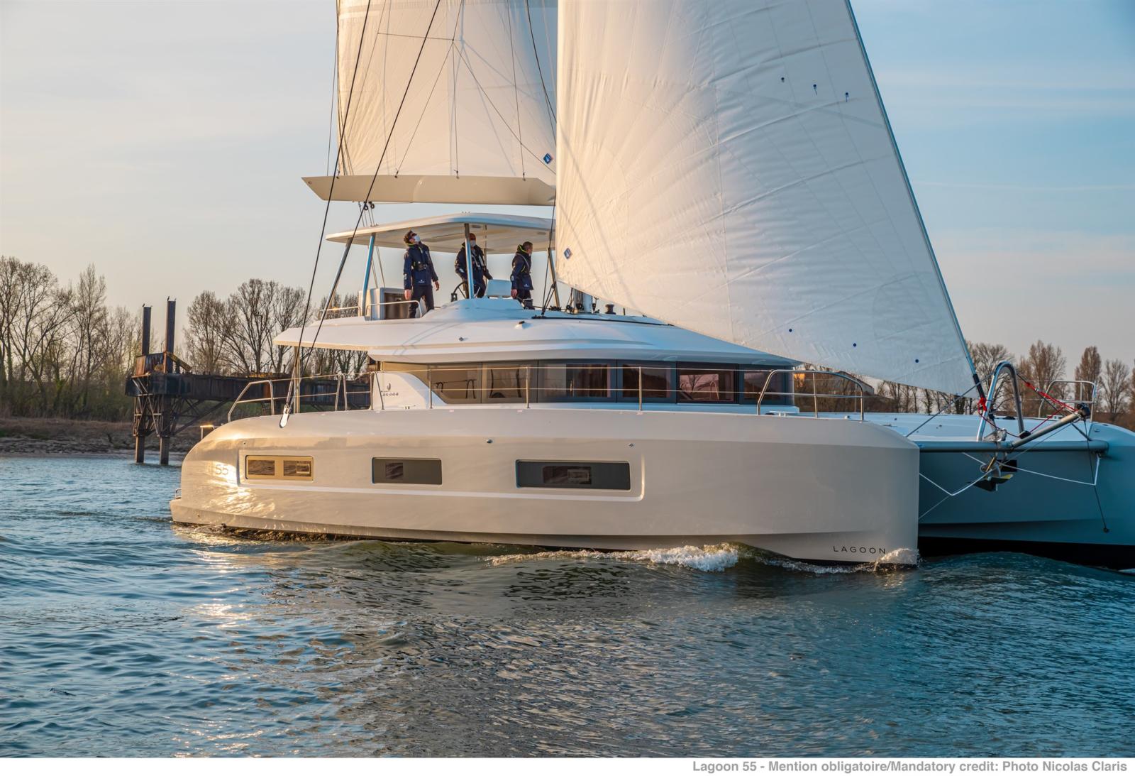 lagoon 55