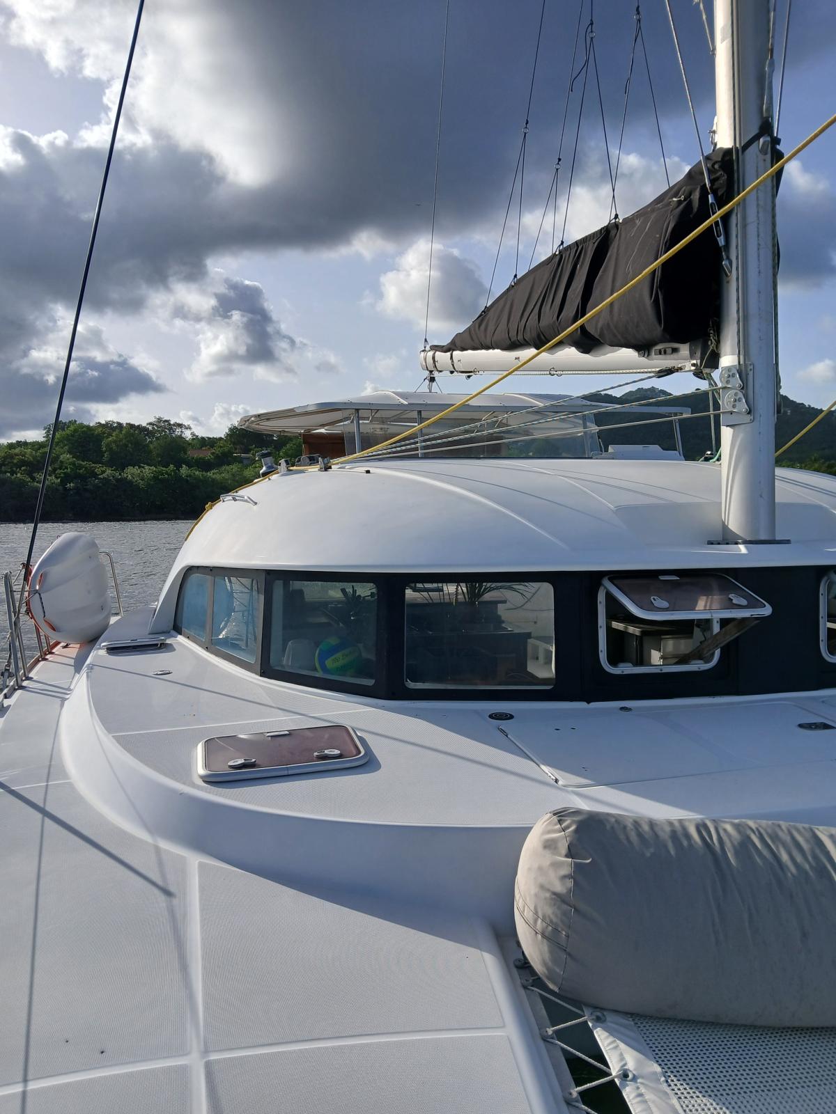 lagoon Lagoon 380
