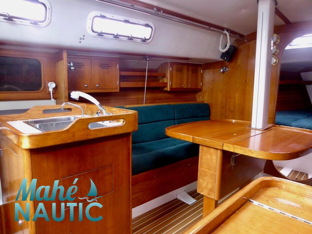 j boats J109