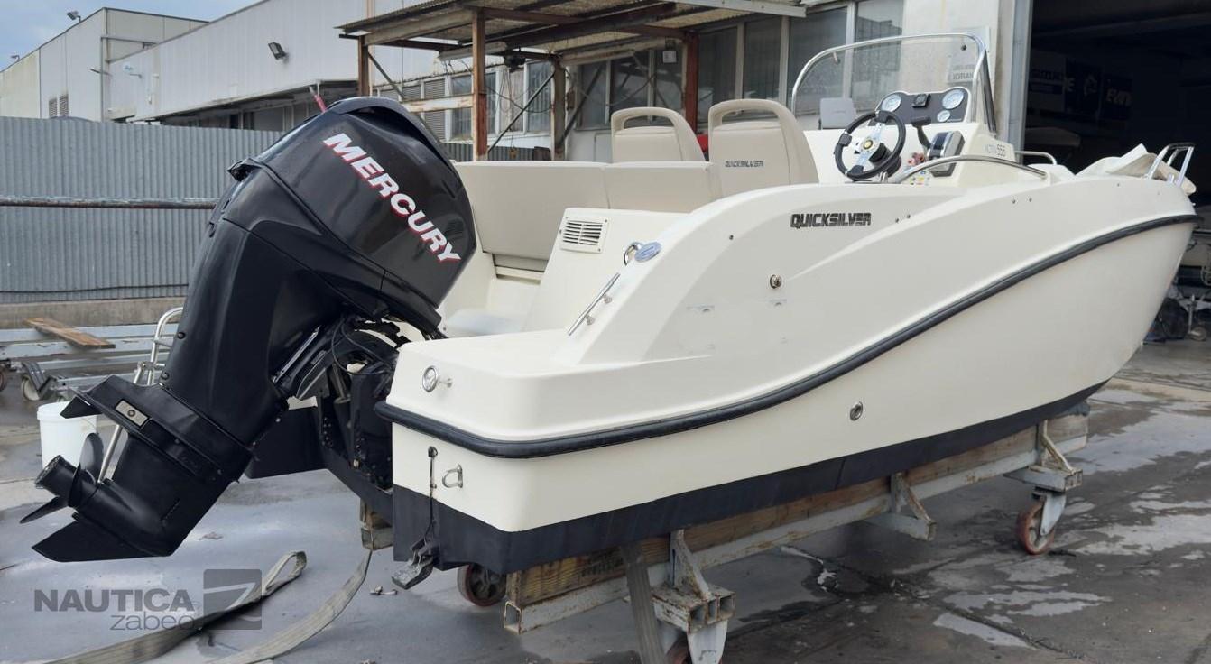 quicksilver Activ 555 open