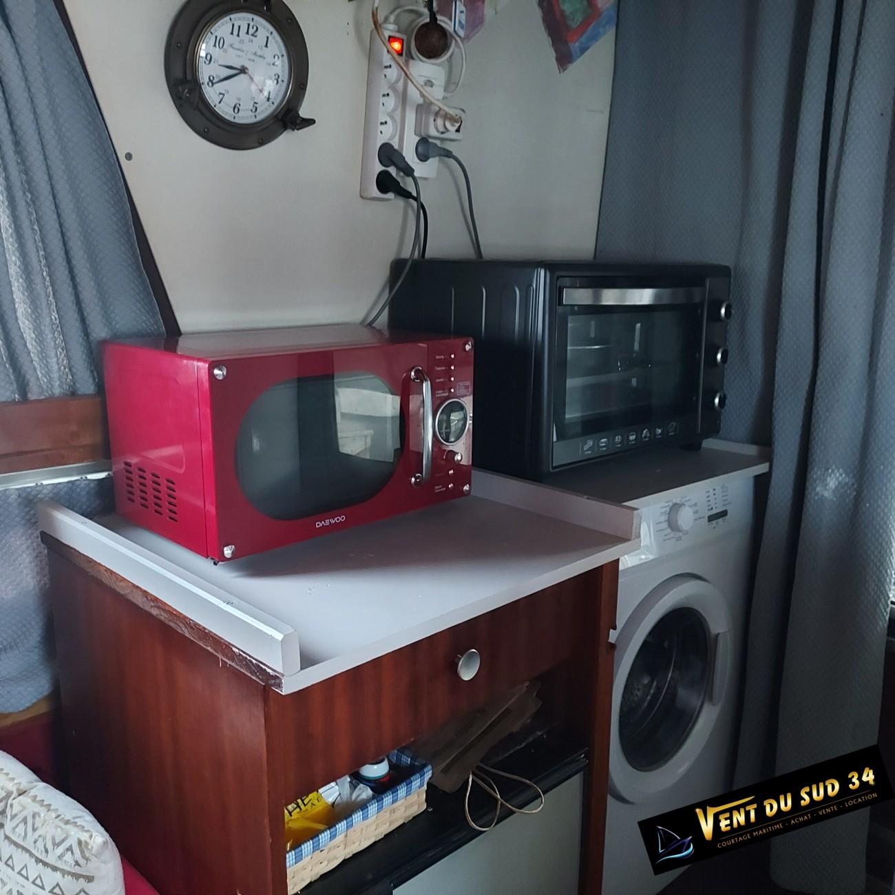 Coronet Coronet 32
