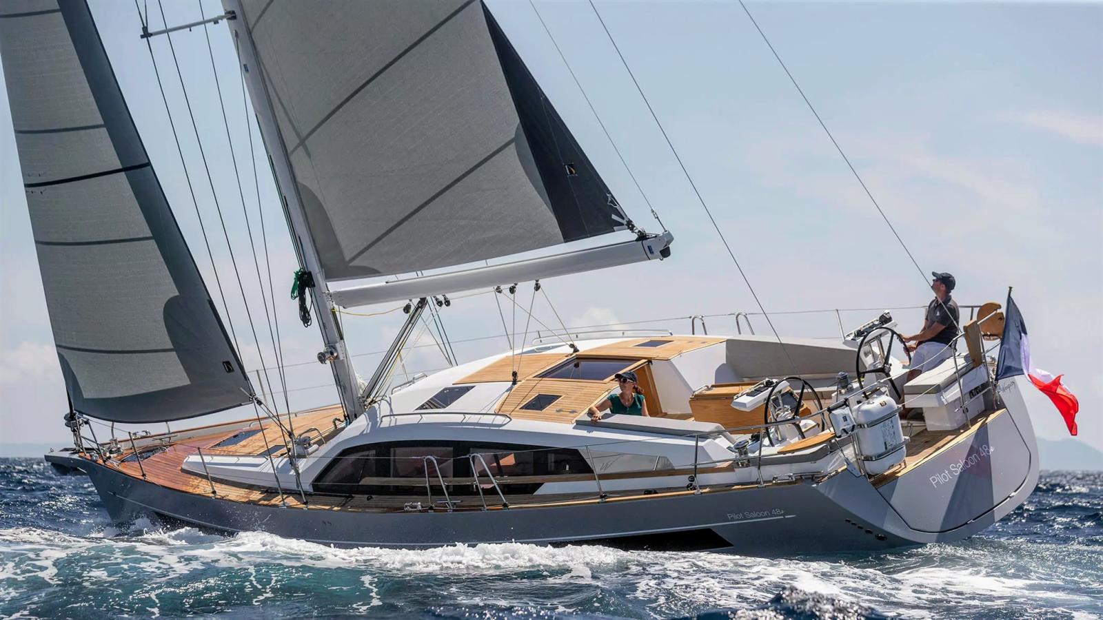 wauquiez Pilot saloon 48