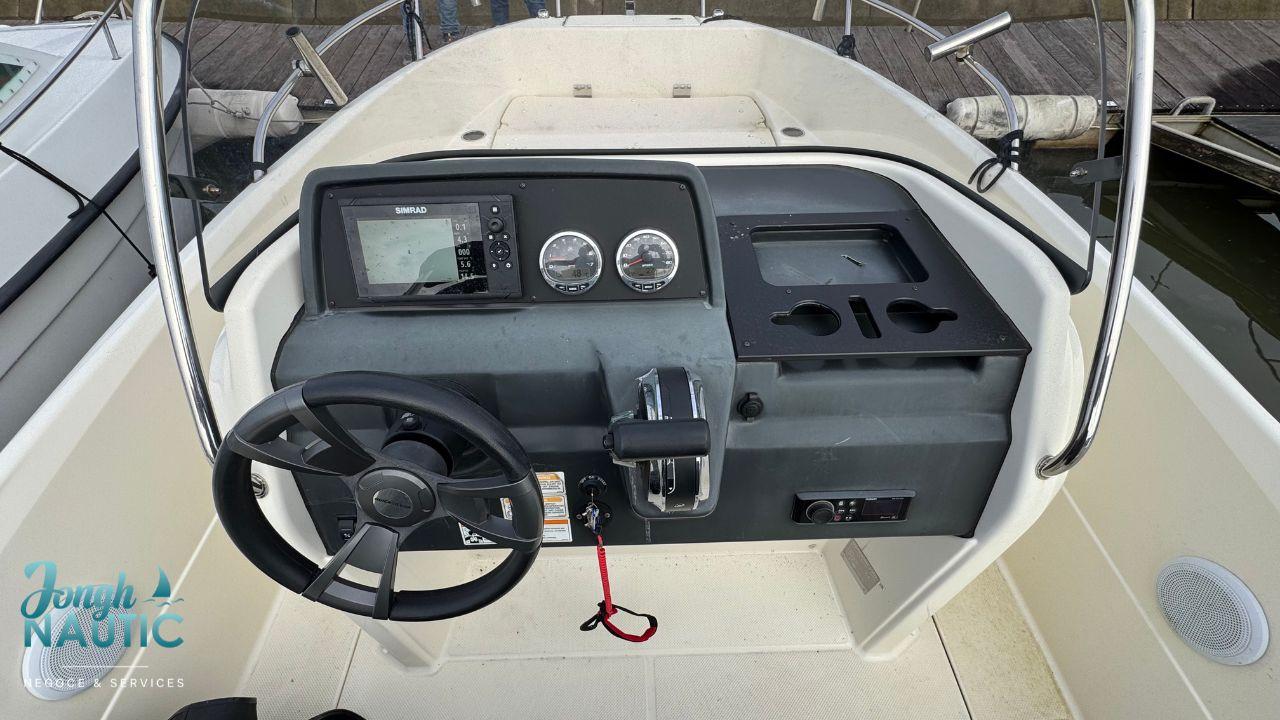 quicksilver 605 activ