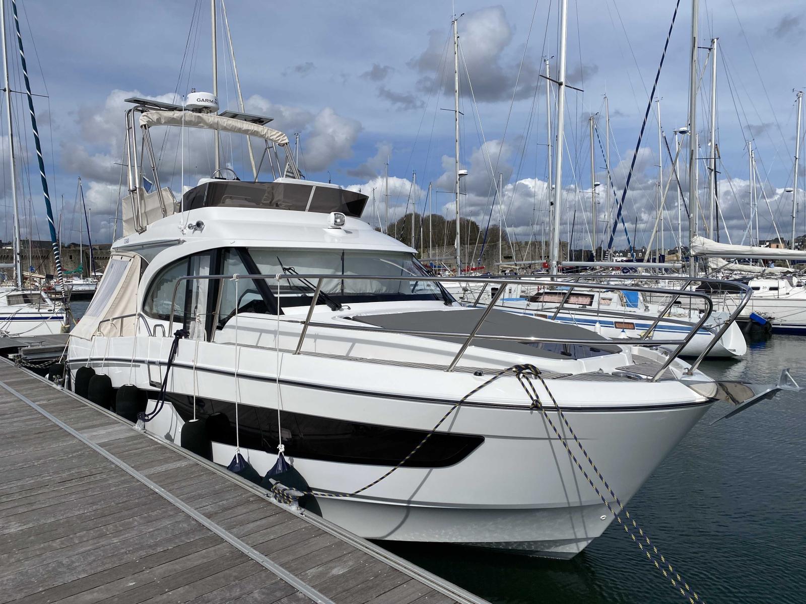 beneteau Antares 11 fly