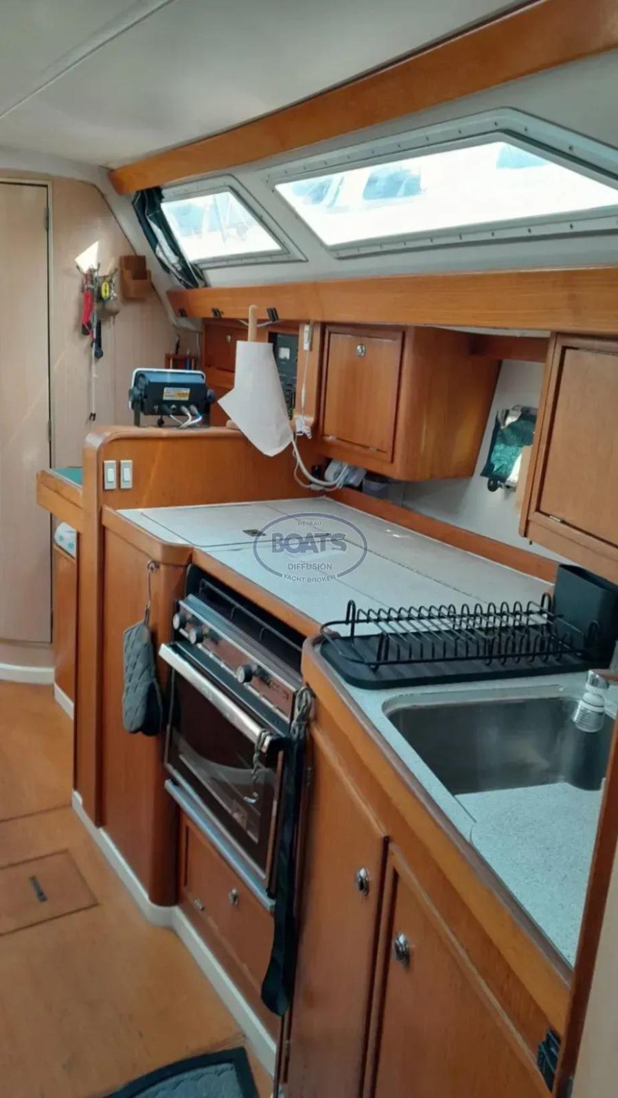 jeanneau Sundance 36